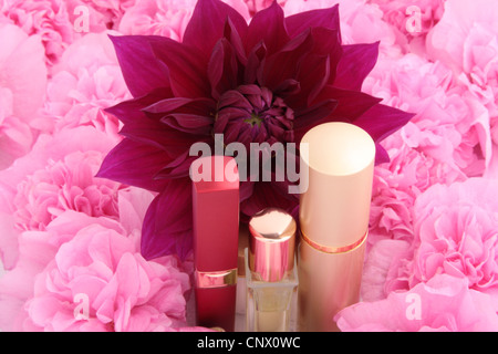 Abstrakt. Parfümerie und Blumen Stockfoto
