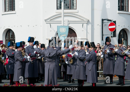Die Band des Korps der königlichen Ingenieure bei den Geburtstagsfeiern von William Shakespeare Stockfoto