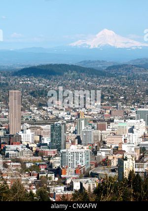 Portland OR. & Mt. Hood. Stockfoto