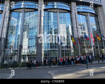 Gruppe von Schülern Besuch im Europäischen Parlament-Gebäude in Brüssel, Belgien Stockfoto