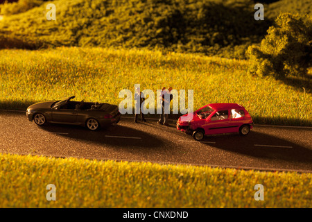 Diorama eines Autounfalls Spielzeug Stockfoto