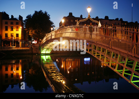 Die Ha'penny-Brücke, Dublin, Irland Stockfoto