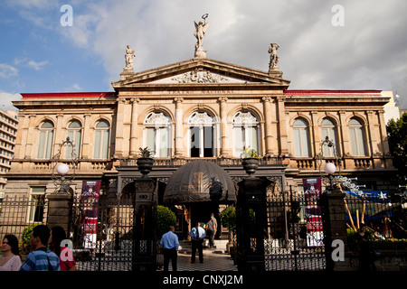 das nationale Theater Teatro Nacional in der Hauptstadt San José, Costa Rica, Mittelamerika Stockfoto