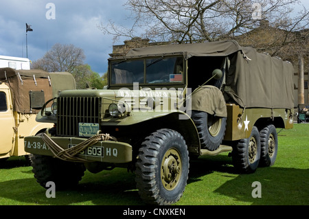 Altes altes altes US Army Military Fahrzeug bei einer Kundgebung in York North Yorkshire England Vereinigtes Königreich GB Großbritannien Stockfoto