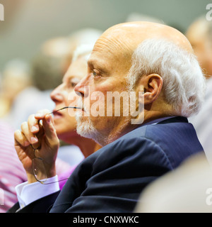 Hofstra Präsident Stuart Rabinowitz bei Debatte 2012-Veranstaltung an der Hofstra University in Hempstead, New York, USA, am 19. April 2012. Stockfoto