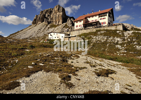 Tre Cime Zuflucht bei Sasso di Sesto, Italien, Dolomiten, NP Sextner Dolomiten, Sexten Stockfoto