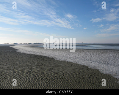 frostigen Nordsee Coas in Niedersaechsisches Wattenmeer Nationalpark, Bensersiel, Ostfriesland, Niedersachsen, Deutschland Stockfoto