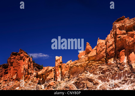 Felswand des Rainbow Valley, Australien, Northern Territory, Rainbow Valley Conservation Reserve Stockfoto