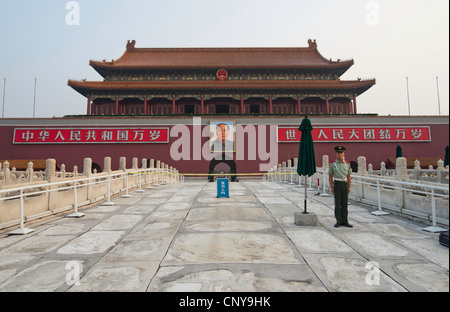 Tor himmlischen Friedens China Mao Tse Tung Vorsitzender bewachen Tiananmen Sqaure Peking verbotene Stadt Stockfoto