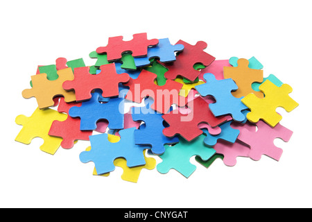 Haufen von Jigsaw Puzzle-Teile Stockfoto
