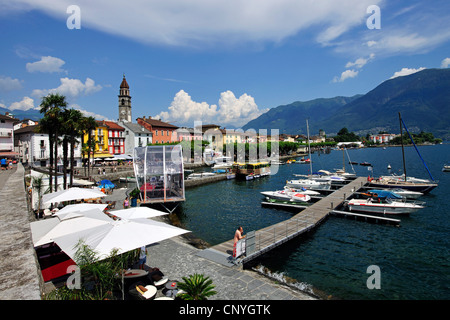 Seepromenade von Ascona und Lago Maggiore, Schweiz, Tessin, Ascona Stockfoto