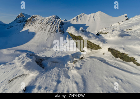 schneebedeckte Stuor Reaiddavaggi der Kebnekaise fiel, Norrbotten, Lappland, Schweden Stockfoto