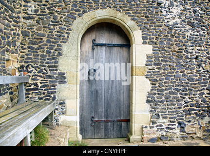 Die Kirche St. Martha auf der Hill Chilworth Surrey UK Stockfoto