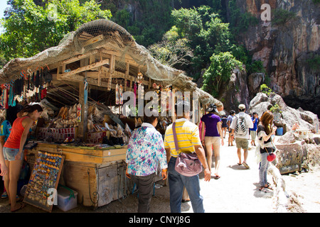 Markt auf James Bond Island in Thailand Stockfoto