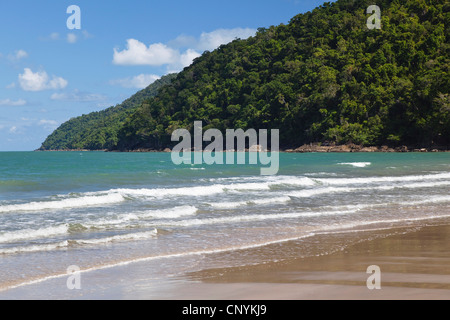 Strand von Etty Bay in der Nähe von Innisfail, Australien, Queensland, Moresby Range Nationalpark Stockfoto