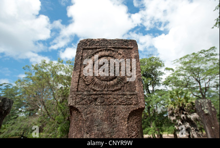 Steinsäule Detail in der antiken Stadt Polonnaruwa Sri Lanka Stockfoto