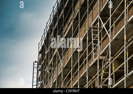 Gerüste mit einer Fassade Stockfoto
