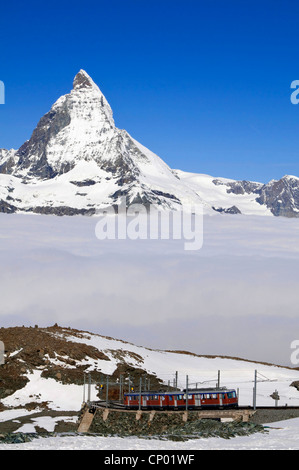 Gornergratbahn Berg Zahnradbahn und Matterhorn, Schweiz Stockfoto