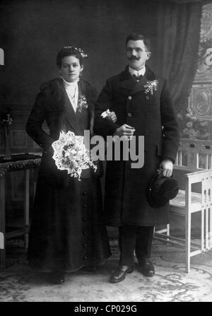 Personen, Paar, Braut und Bräutigam, Foto Eugen Reitter, Bad Hall, Österreich, um 1900, Zusatzrechte-Clearences-nicht vorhanden Stockfoto