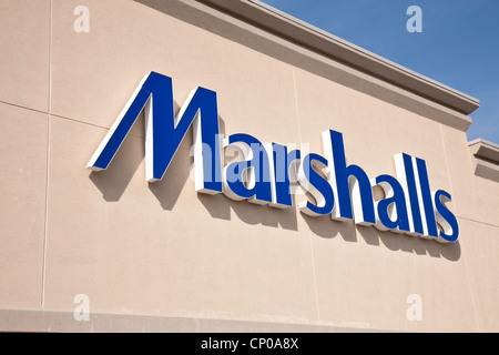 Marshalls Einzelhandel Schaufenster Zeichen Stockfoto