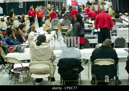 Haus-und Wohnungseigentümer besuchen die speichern die Traumtour im Jacob Javits Convention Center in New York Stockfoto