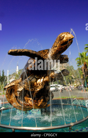 Unechte Karettschildkröte Statue (Kaplumbaga Heykeli). Dalyan, Türkei. Stockfoto