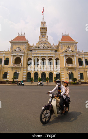 Horizontale Blick auf das Rathaus oder das Hôtel de Ville de Saigon, Trụ sở Nhân dân Ủy verbot Thành phố Hồ Chí Minh, in Ho Chi Minh City, Vietnam. Stockfoto