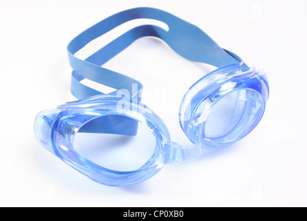 Schwimmbrille auf weißem Hintergrund Stockfoto