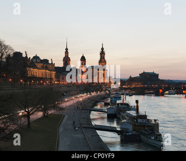 Blick über die Elbe, die alte Stadt von Dresden, Sachsen, Deutschland, Europa Stockfoto