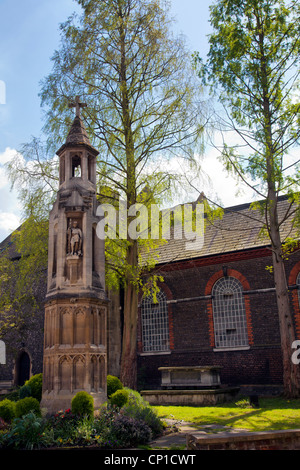 St. Maria-Magdalena-Gemeinde auf Kirche gehen in Richmond - London Stockfoto