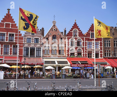 Mittelalterliche Gebäudefassaden im Markt (Marktplatz), Brügge (Brügge), Provinz Westflandern, Flämische Region, Belgien Stockfoto