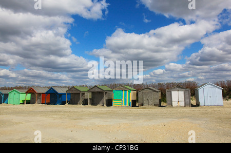 Strandhütten an West Wittering, West Sussex UK Stockfoto