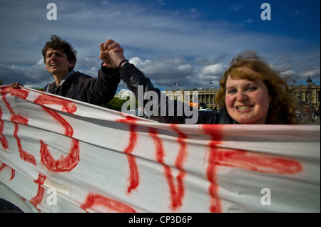 Protest der anonymen und empört in Paris, 21 April, die empört Place De La Concorde. Stockfoto