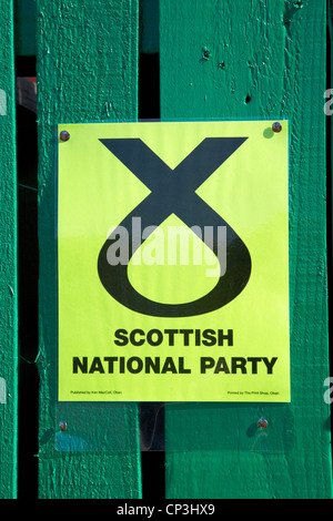 Schottische nationale Partei Wahlplakat in Oban, Schottland Stockfoto