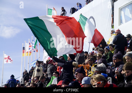 Piemonte Sestriere (TO) XX Olympic Winter Games Torino 2006 fans Italienisch während Ski Alpin Ski Herren Überriese (19. Februar) Stockfoto