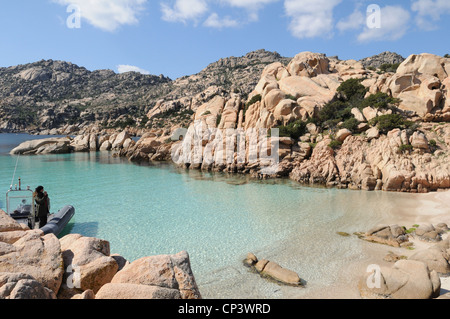 Einen schönen Blick auf die Cala Coticcio, einem kleinen Strand auf La Maddalena Archipel National Park, Sardinien Stockfoto