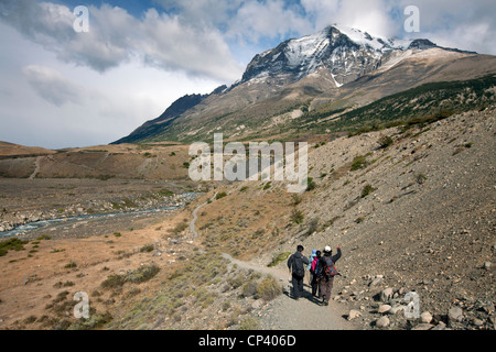 Trekking im Nationalpark Torres del Paine. Patagonien, Chile. Stockfoto