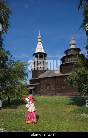 Russland, in der Nähe von Nowgorod. Vitoslavlitsy Museum der Architektur in Holz. Kirche St. Nikolaus aus Vysoke (XVIII Jahrhundert) Stockfoto