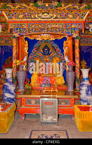 Eines der buddhistisch-Gebetsräume mit Bodhisattva im Dazhao Tempel in Hohhot. Stockfoto