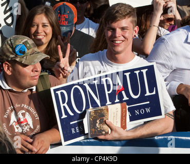 12. April 2012 San Antonio, Texas: GOP Präsidentschaftskandidaten Ron Paul endet seine Kampagne Schaukel durch seine Heimatstaat Stockfoto