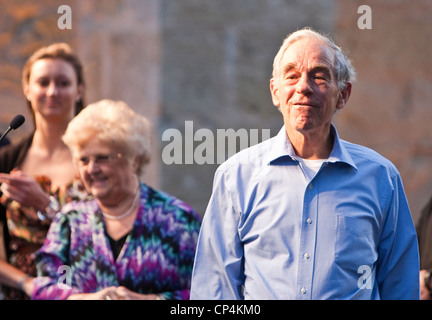 12. April 2012 San Antonio, Texas: GOP Präsidentschaftskandidaten Ron Paul endet seine Kampagne Schaukel durch seine Heimatstaat Stockfoto