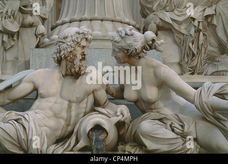 Austria Wien, Pallas Athene-Brunnen vor dem Parlamentsgebäude. Detail der Flussgötter der österreichisch-ungarischen Monarchie: Flüsse Stockfoto