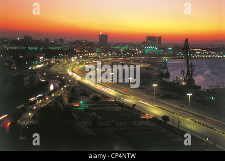 Libyen - Tripolis - Tripolis. Die Stadt "und den Hafen bei Sonnenuntergang. Stockfoto