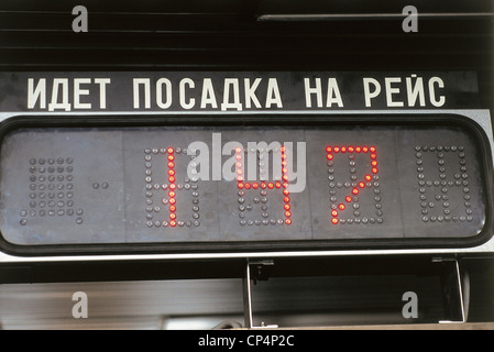 Russland-XX Jahrhundert. Achtziger Jahre - Warnzeichen für Boarding für den Flug 147 Stockfoto