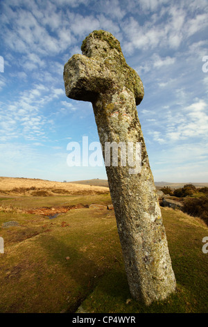 Der alte alte Art und Weise-Marker genannt Beckamoor oder windigen Post Kreuz auf Dartmoor Stockfoto