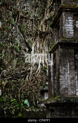 Parfüm Pagode in den Bergen in der Nähe von Ben Duc Vietnam Stockfoto