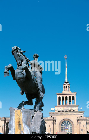 Armenien - Yerevan. Piazza della Stazione. Denkmal für David Sassoon (Sassoun) Stockfoto