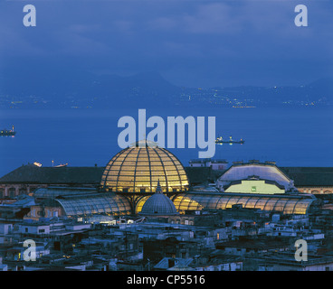 Campania Napoli Galleria Umberto ich Nacht Stockfoto