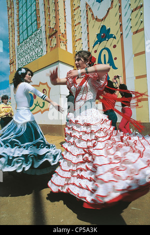 Spanien - Flamenco-Tänzerinnen in traditionellen Kostümen. Stockfoto