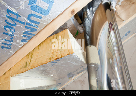 Wärmedämmung in einem Passivhaus-Bau verwendet wird Stockfoto